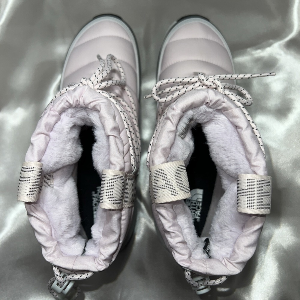 The North Face Women's ThermoBall™ Lace-Up Waterproof Boots Size‎ 9 Lavender Fog - Picture 6 of 9